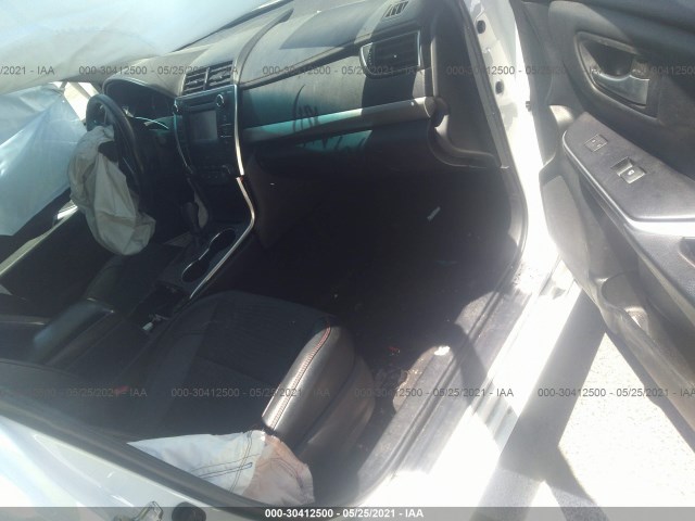 Photo 4 VIN: 4T1BF1FK9FU949470 - TOYOTA CAMRY 