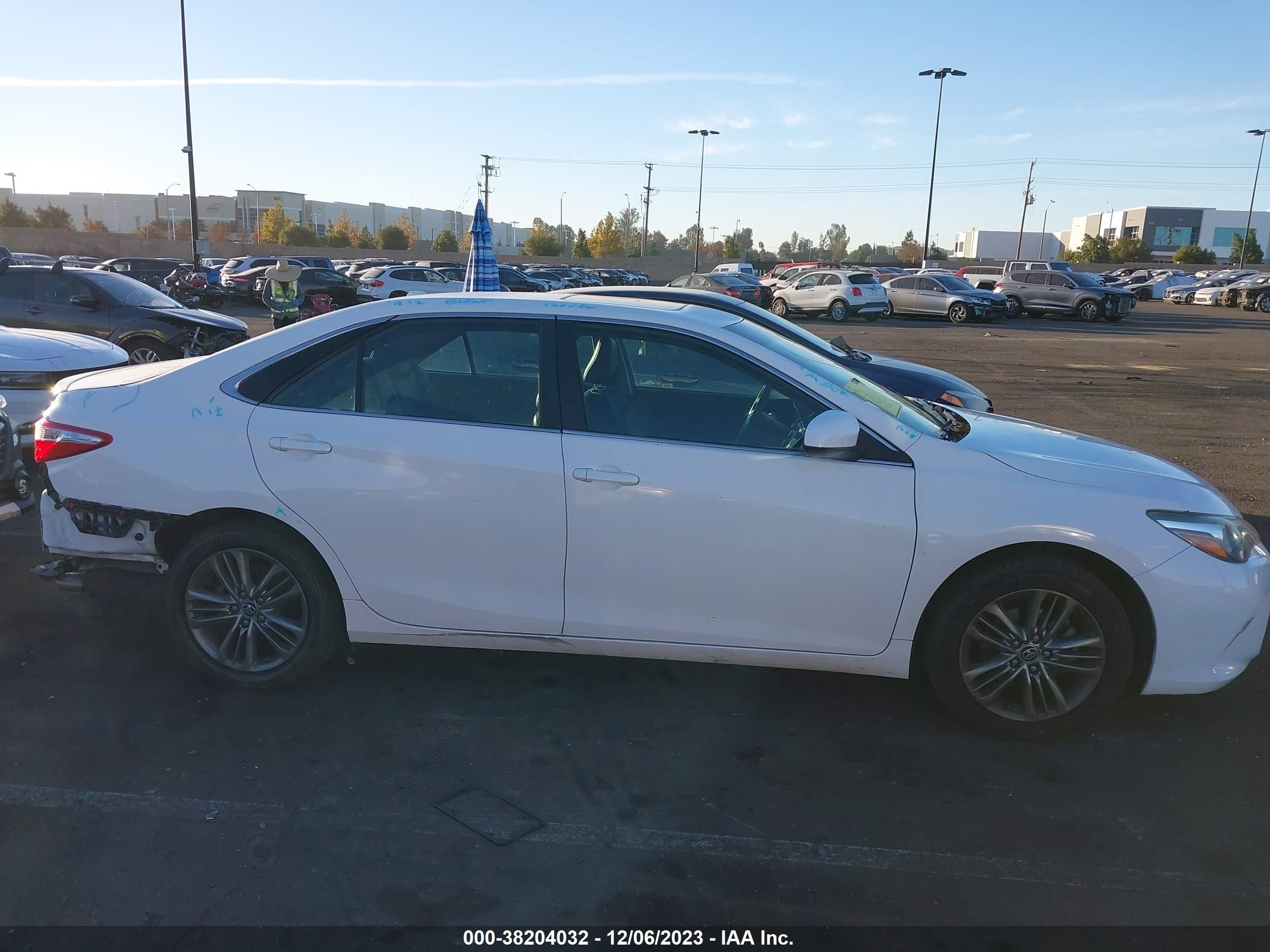 Photo 13 VIN: 4T1BF1FK9GU126605 - TOYOTA CAMRY 