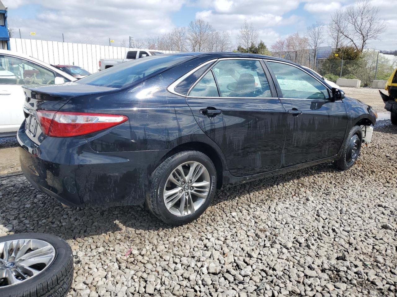 Photo 2 VIN: 4T1BF1FK9GU216997 - TOYOTA CAMRY 