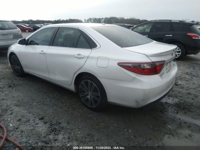 Photo 2 VIN: 4T1BF1FK9GU511470 - TOYOTA CAMRY 