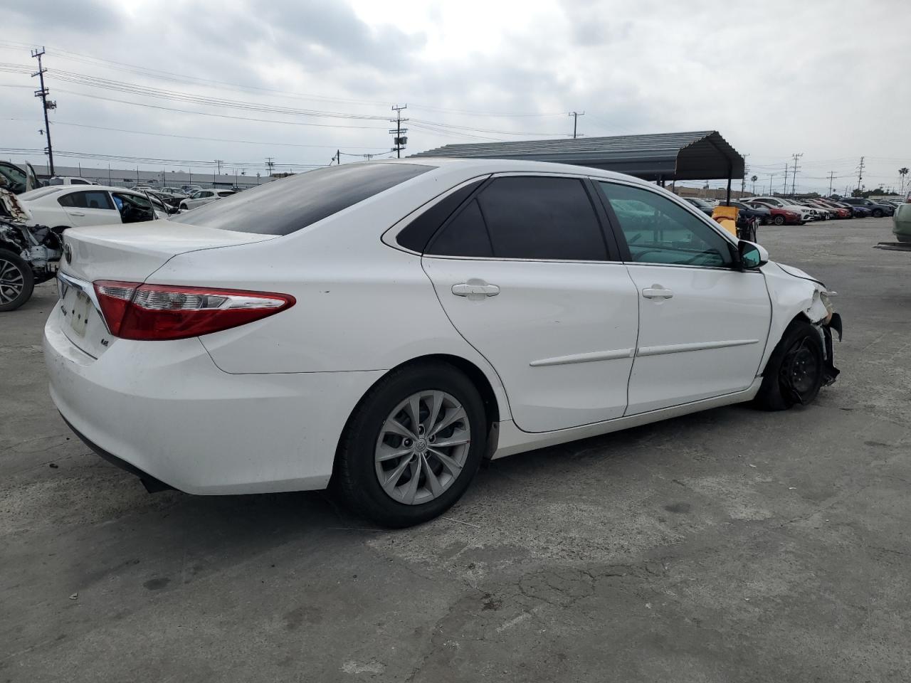 Photo 2 VIN: 4T1BF1FK9HU422936 - TOYOTA CAMRY 