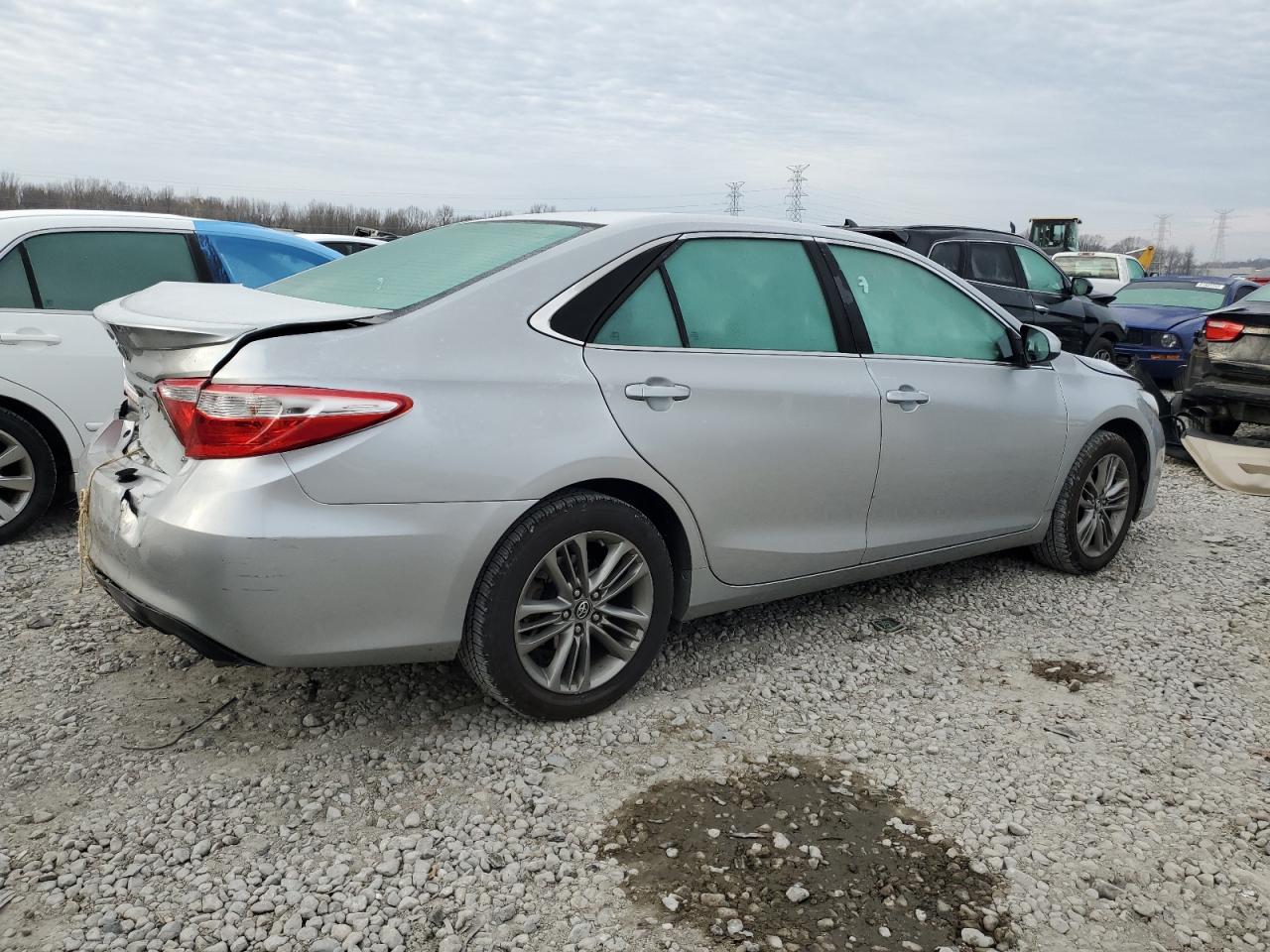 Photo 2 VIN: 4T1BF1FK9HU797192 - TOYOTA CAMRY 