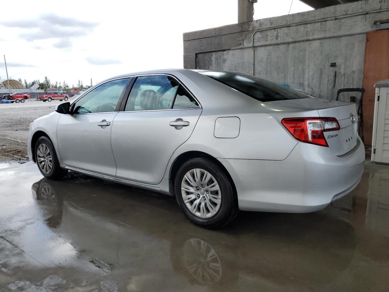 Photo 1 VIN: 4T1BF1FKXCU044277 - TOYOTA CAMRY 