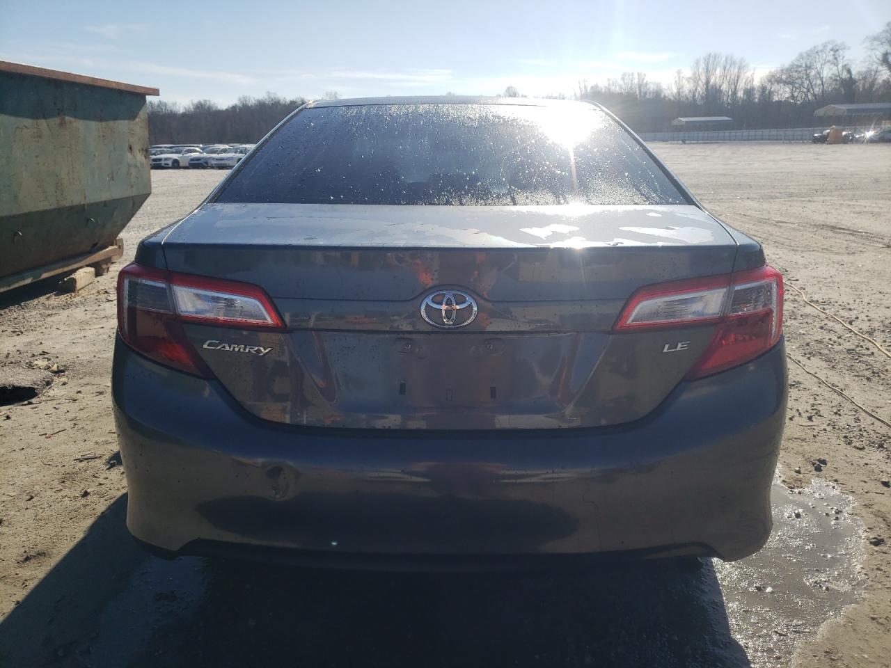 Photo 5 VIN: 4T1BF1FKXCU047387 - TOYOTA CAMRY 