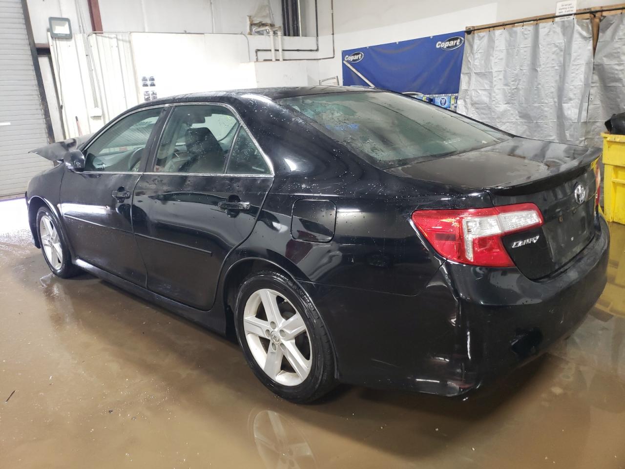 Photo 1 VIN: 4T1BF1FKXCU055666 - TOYOTA CAMRY 