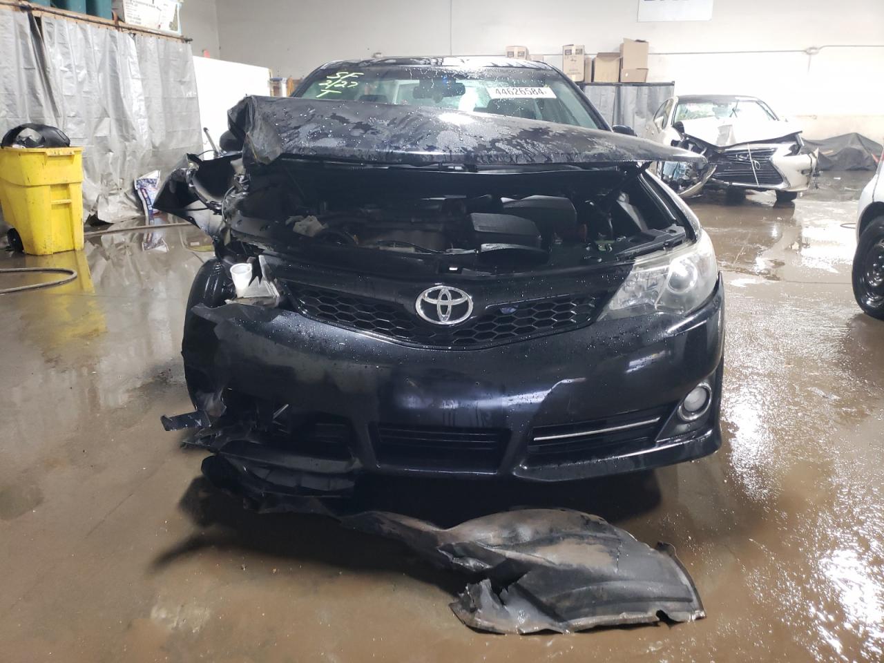 Photo 4 VIN: 4T1BF1FKXCU055666 - TOYOTA CAMRY 