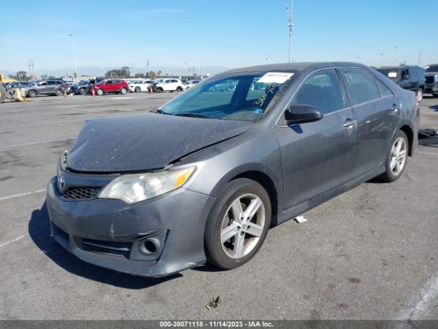 Photo 1 VIN: 4T1BF1FKXCU055683 - TOYOTA CAMRY 