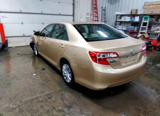 Photo 2 VIN: 4T1BF1FKXCU056946 - TOYOTA CAMRY 