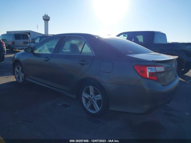 Photo 2 VIN: 4T1BF1FKXCU088778 - TOYOTA CAMRY 