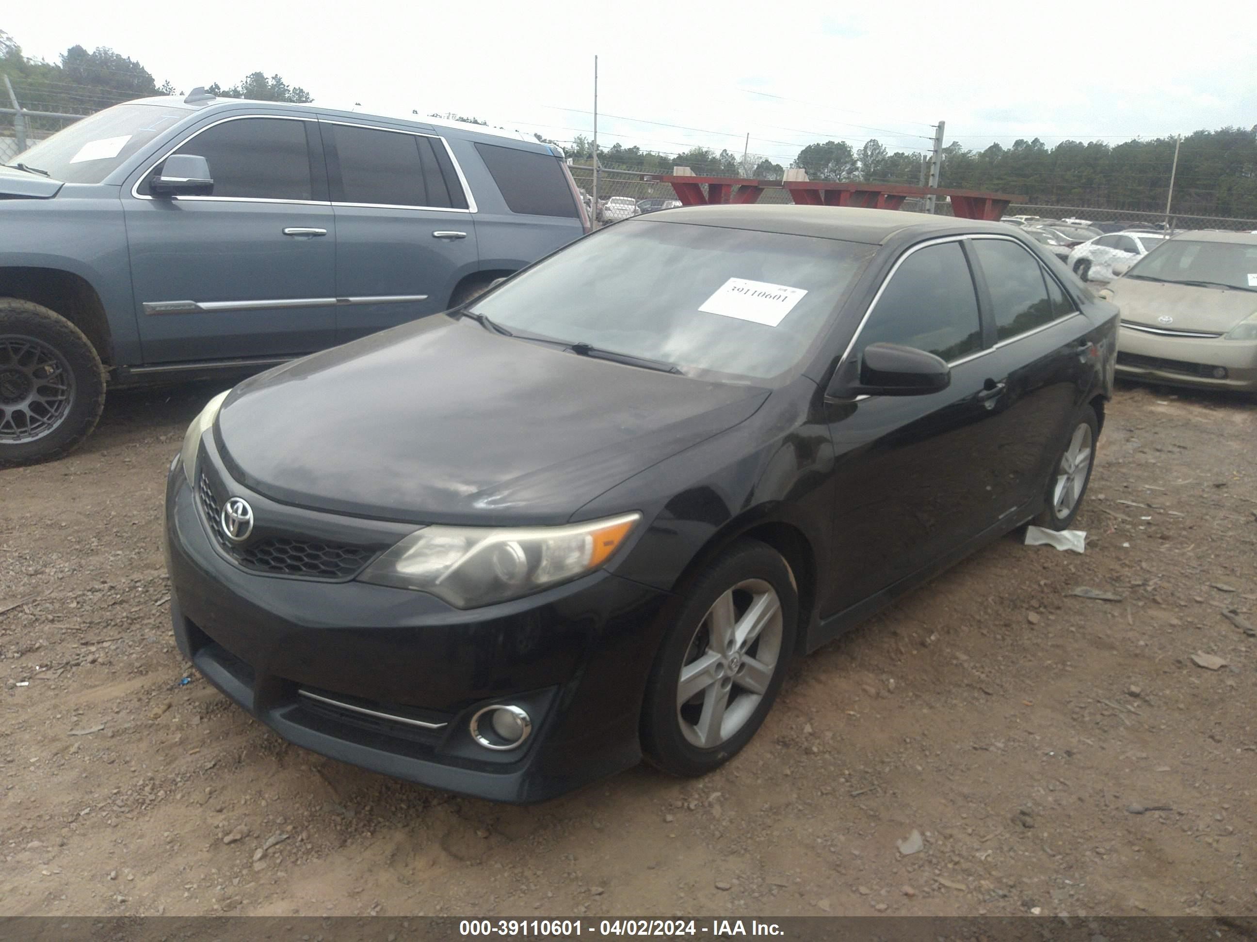 Photo 1 VIN: 4T1BF1FKXCU103859 - TOYOTA CAMRY 