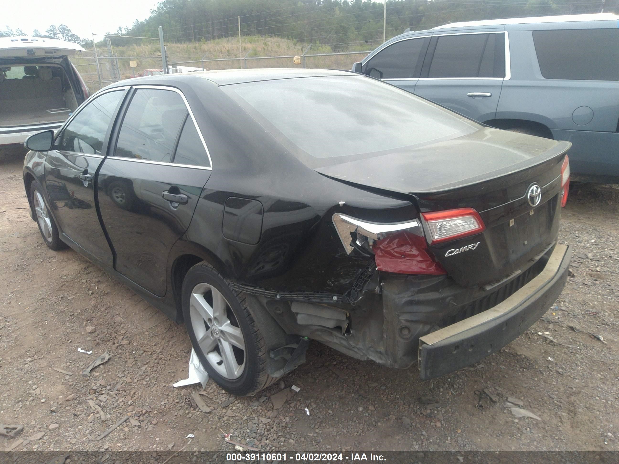 Photo 11 VIN: 4T1BF1FKXCU103859 - TOYOTA CAMRY 