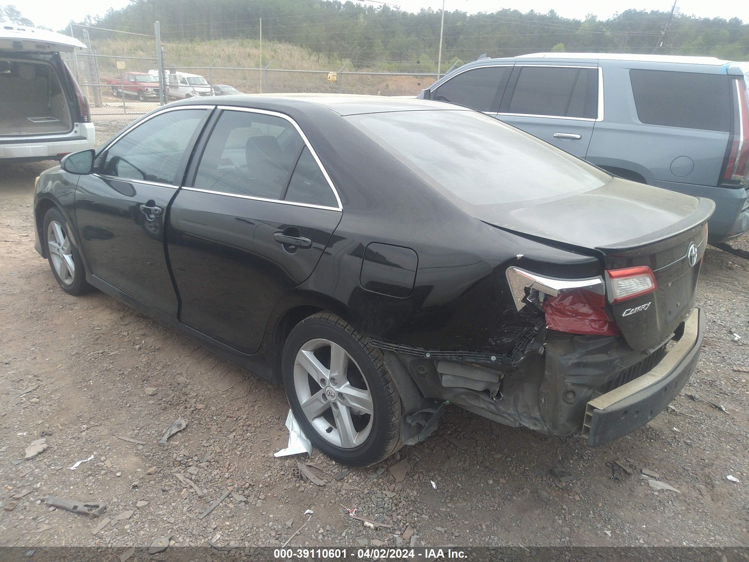 Photo 2 VIN: 4T1BF1FKXCU103859 - TOYOTA CAMRY 