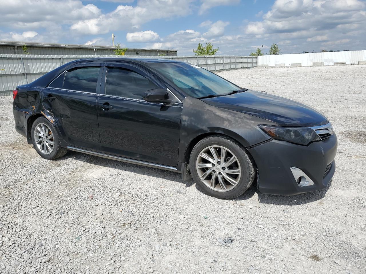 Photo 3 VIN: 4T1BF1FKXCU132813 - TOYOTA CAMRY 