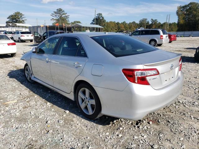 Photo 2 VIN: 4T1BF1FKXCU141141 - TOYOTA CAMRY BASE 