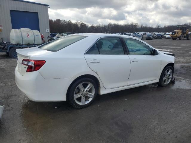 Photo 2 VIN: 4T1BF1FKXCU550966 - TOYOTA CAMRY 