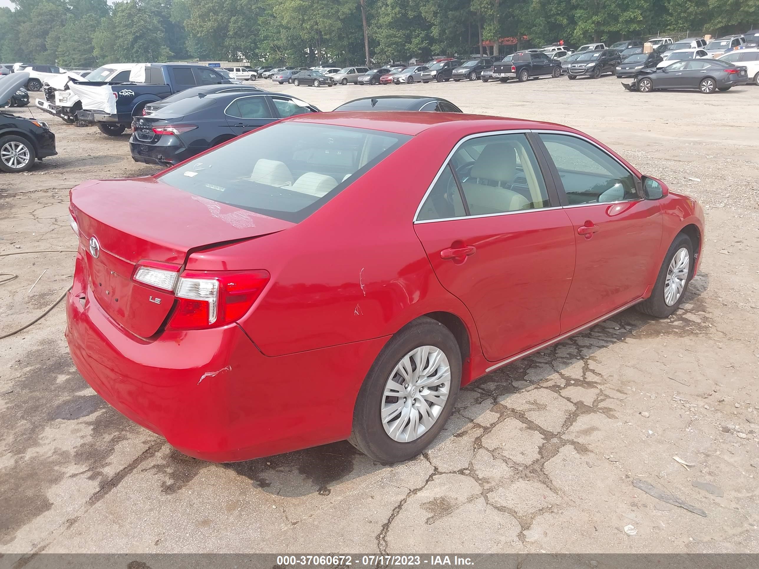 Photo 3 VIN: 4T1BF1FKXCU572465 - TOYOTA CAMRY 