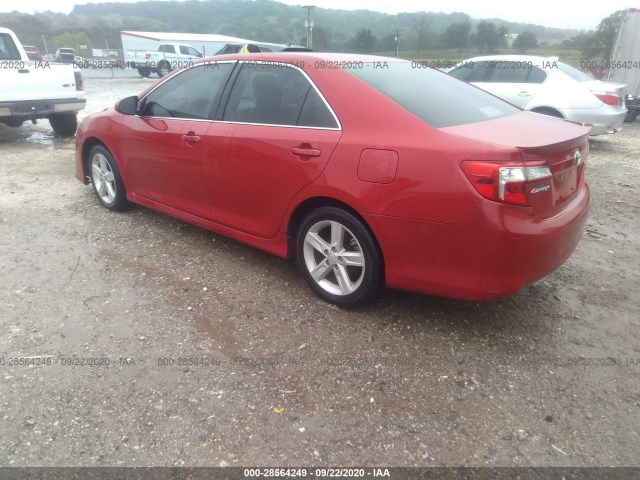 Photo 2 VIN: 4T1BF1FKXCU633569 - TOYOTA CAMRY 