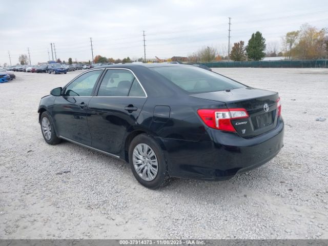 Photo 2 VIN: 4T1BF1FKXDU216471 - TOYOTA CAMRY 