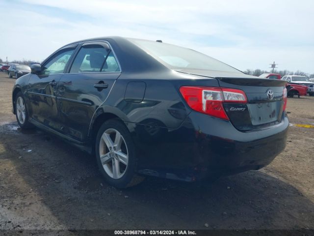 Photo 2 VIN: 4T1BF1FKXDU226725 - TOYOTA CAMRY 