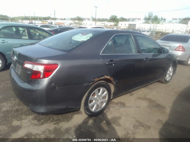 Photo 3 VIN: 4T1BF1FKXDU639633 - TOYOTA CAMRY 