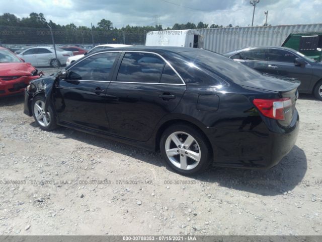 Photo 2 VIN: 4T1BF1FKXDU663320 - TOYOTA CAMRY 