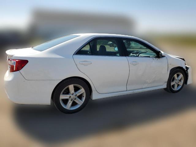 Photo 2 VIN: 4T1BF1FKXDU675869 - TOYOTA CAMRY 