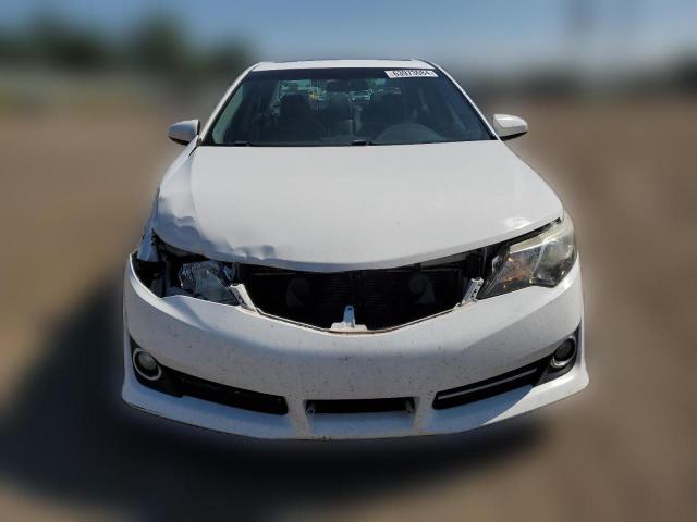 Photo 4 VIN: 4T1BF1FKXDU675869 - TOYOTA CAMRY 