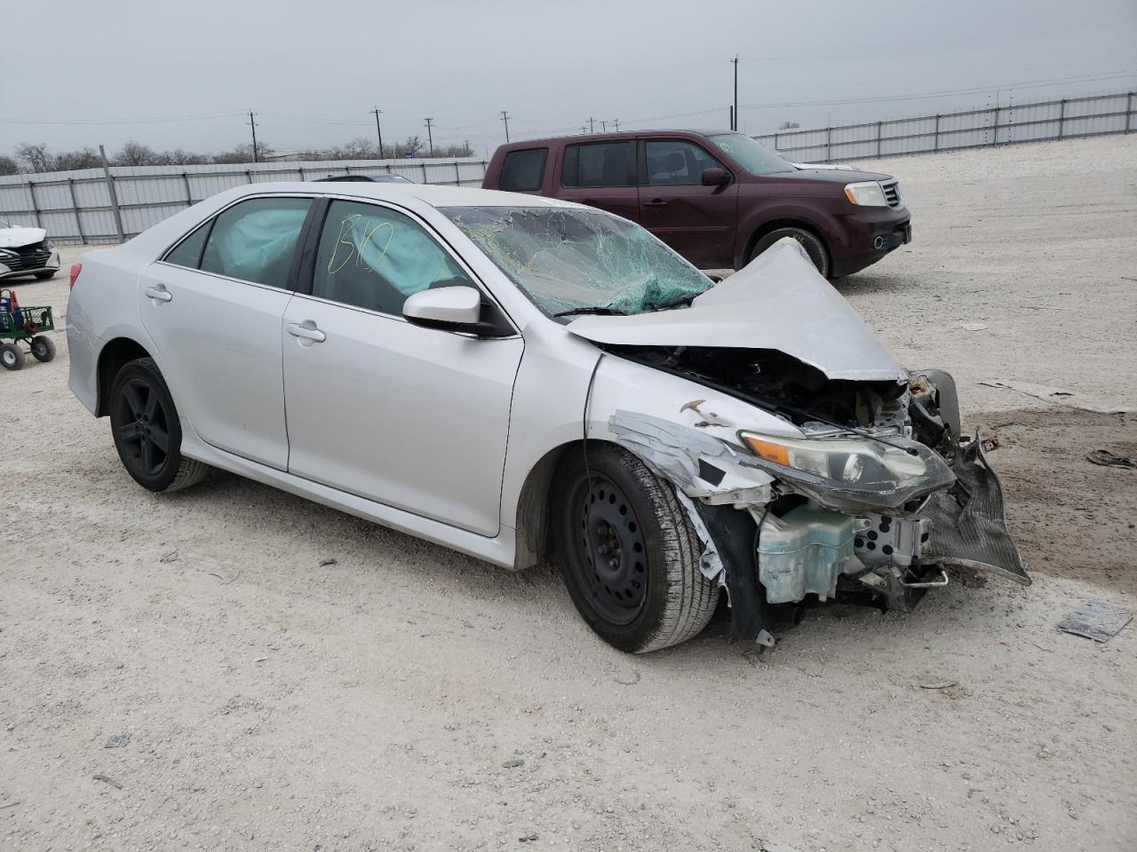 Photo 3 VIN: 4T1BF1FKXDU676360 - TOYOTA CAMRY 