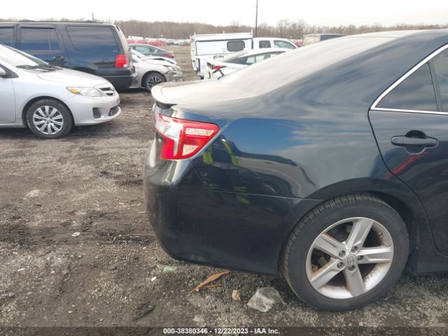 Photo 3 VIN: 4T1BF1FKXDU704058 - TOYOTA CAMRY 