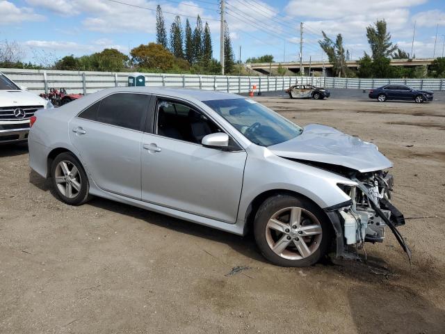 Photo 3 VIN: 4T1BF1FKXEU352035 - TOYOTA CAMRY L 