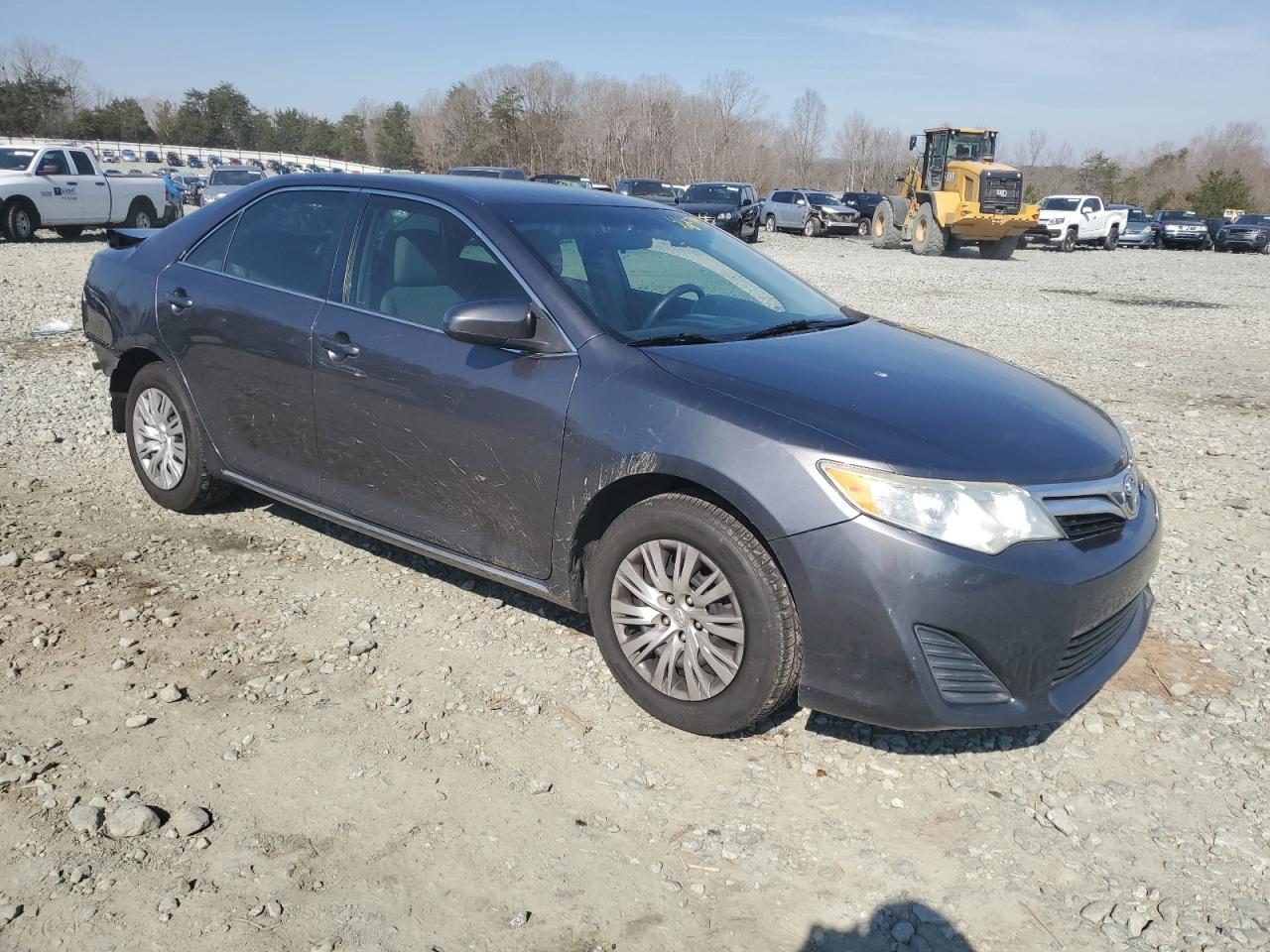 Photo 3 VIN: 4T1BF1FKXEU386329 - TOYOTA CAMRY 