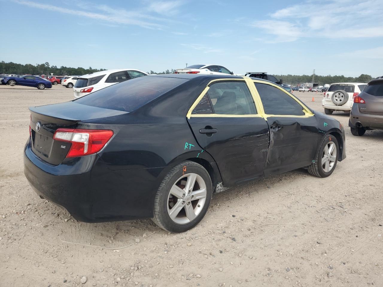 Photo 2 VIN: 4T1BF1FKXEU398156 - TOYOTA CAMRY 