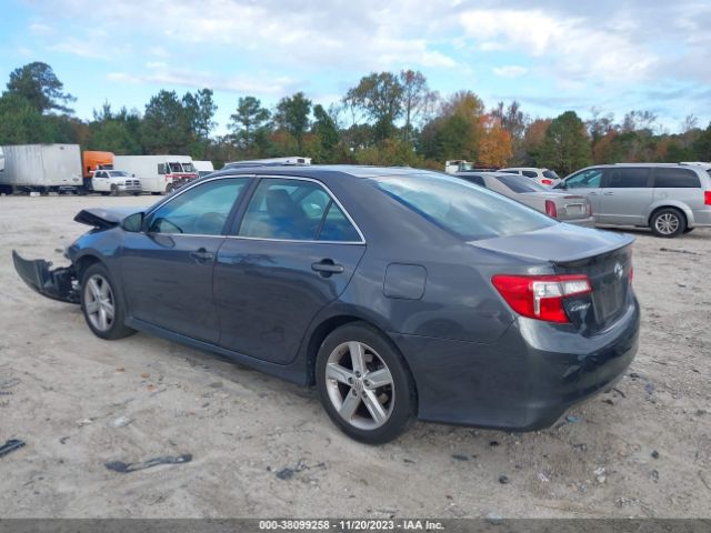 Photo 2 VIN: 4T1BF1FKXEU408748 - TOYOTA CAMRY 