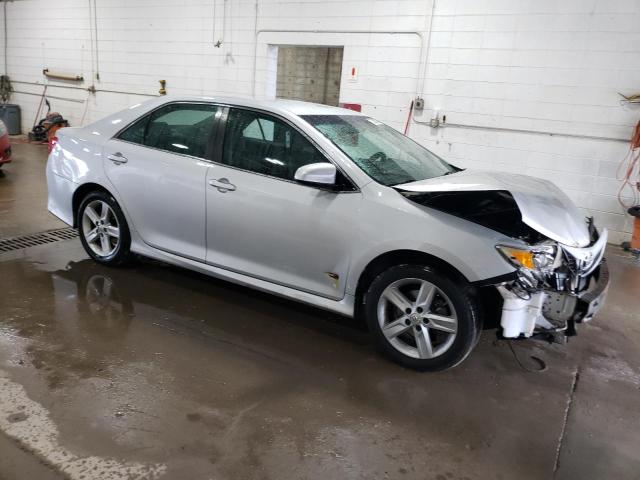 Photo 3 VIN: 4T1BF1FKXEU444391 - TOYOTA CAMRY L 