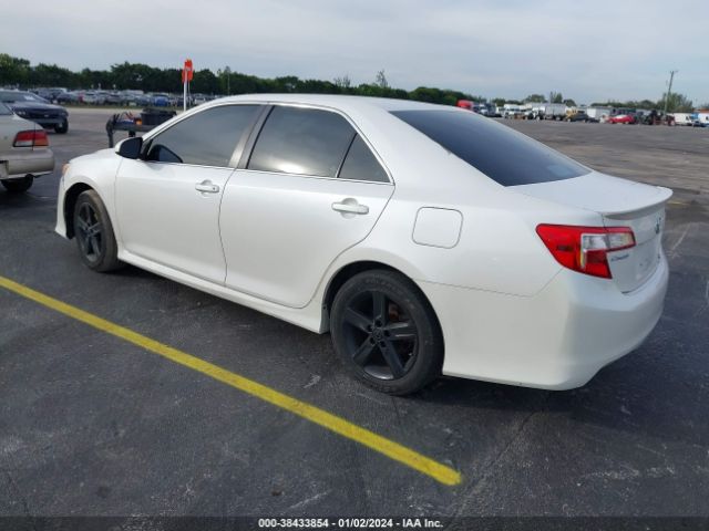 Photo 2 VIN: 4T1BF1FKXEU446450 - TOYOTA CAMRY 