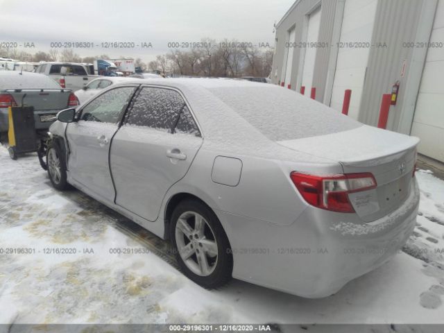 Photo 2 VIN: 4T1BF1FKXEU453852 - TOYOTA CAMRY 