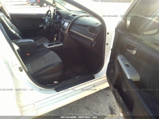 Photo 4 VIN: 4T1BF1FKXEU787024 - TOYOTA CAMRY 