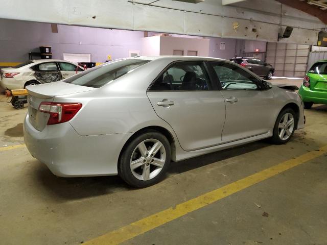 Photo 2 VIN: 4T1BF1FKXEU857105 - TOYOTA CAMRY L 