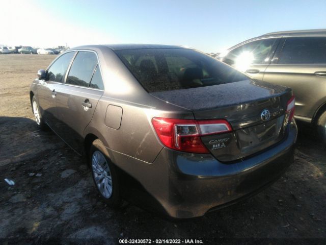 Photo 2 VIN: 4T1BF1FKXEU864443 - TOYOTA CAMRY 