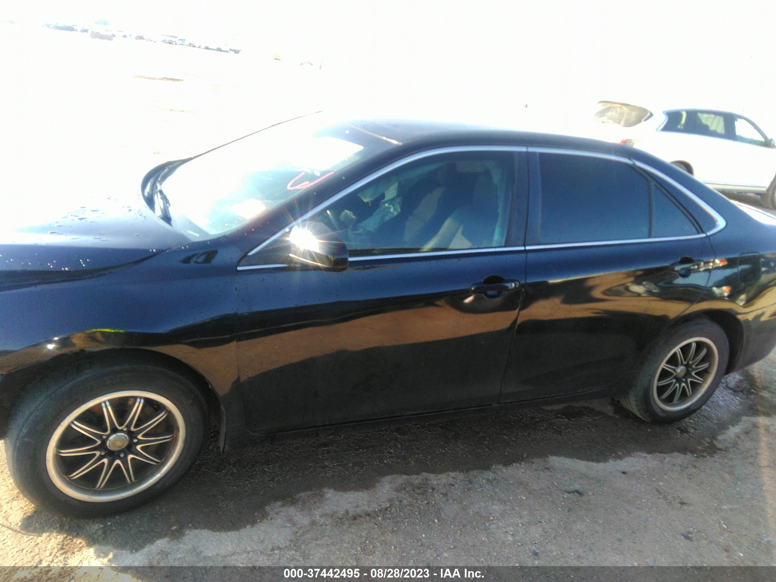 Photo 14 VIN: 4T1BF1FKXFU028634 - TOYOTA CAMRY 