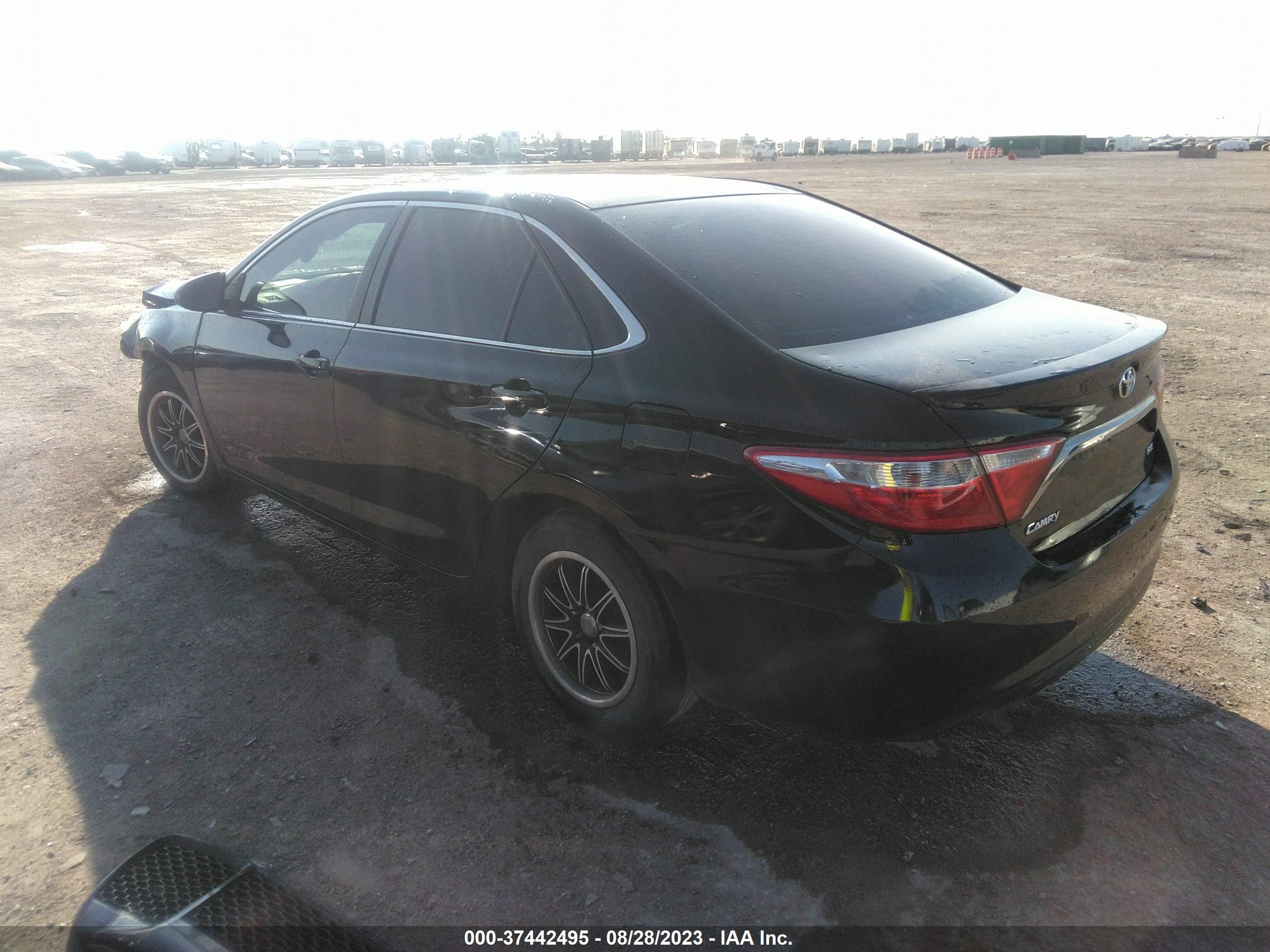 Photo 2 VIN: 4T1BF1FKXFU028634 - TOYOTA CAMRY 