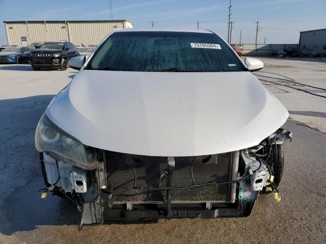 Photo 4 VIN: 4T1BF1FKXFU085058 - TOYOTA CAMRY LE 