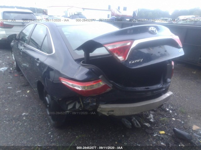 Photo 2 VIN: 4T1BF1FKXFU925839 - TOYOTA CAMRY 