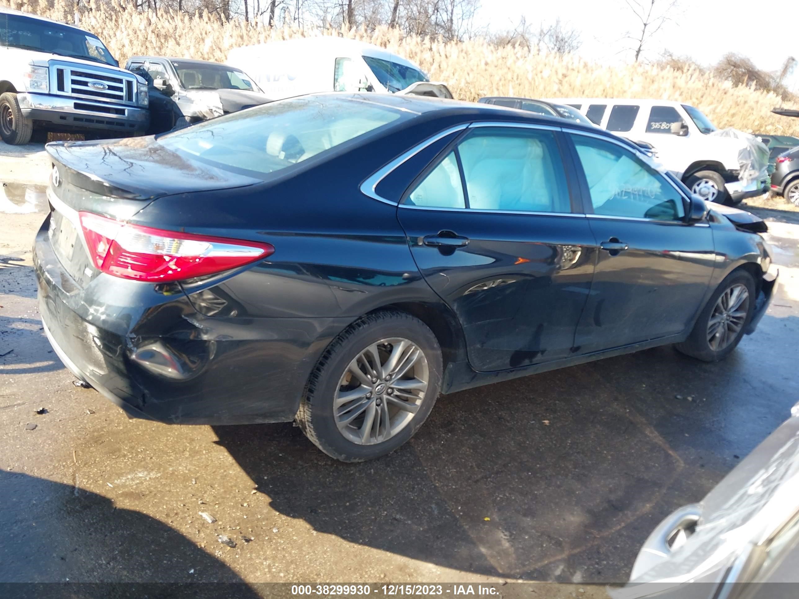 Photo 12 VIN: 4T1BF1FKXFU967606 - TOYOTA CAMRY 