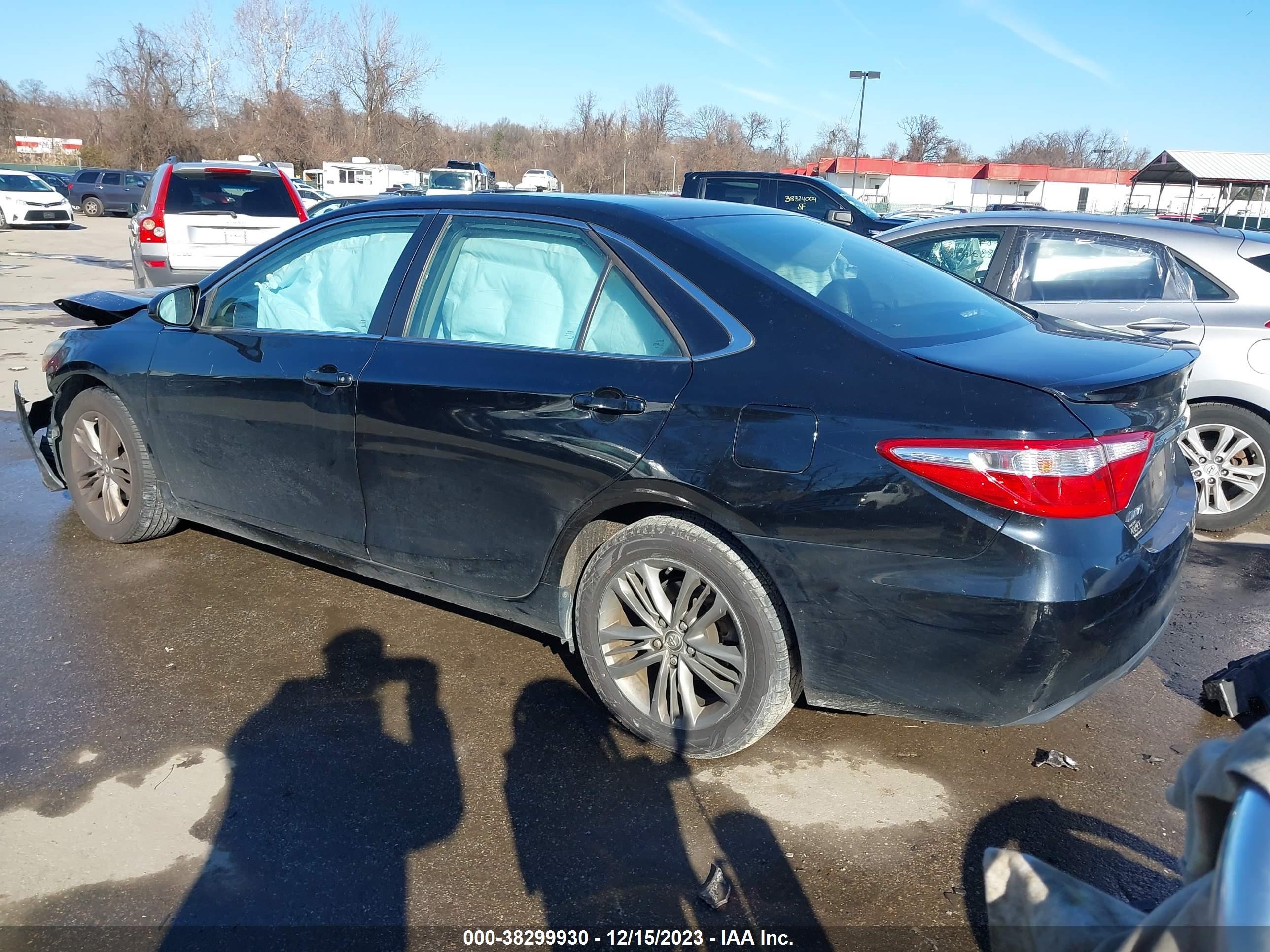 Photo 2 VIN: 4T1BF1FKXFU967606 - TOYOTA CAMRY 