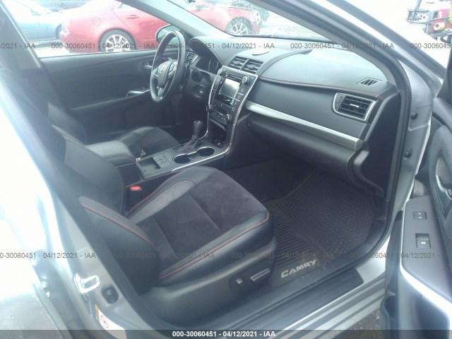 Photo 4 VIN: 4T1BF1FKXFU967623 - TOYOTA CAMRY 