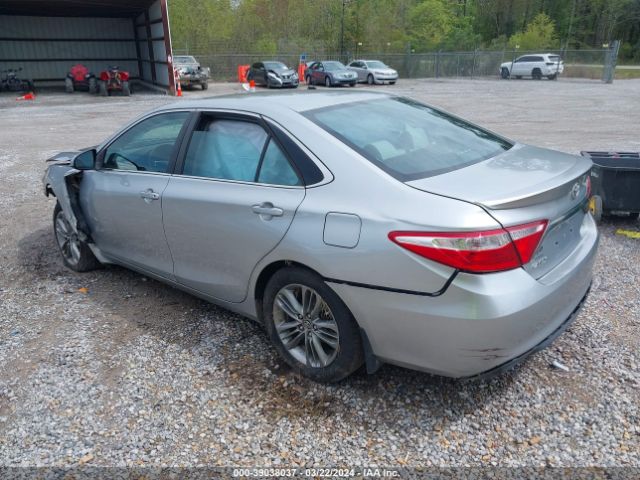 Photo 2 VIN: 4T1BF1FKXFU975799 - TOYOTA CAMRY 