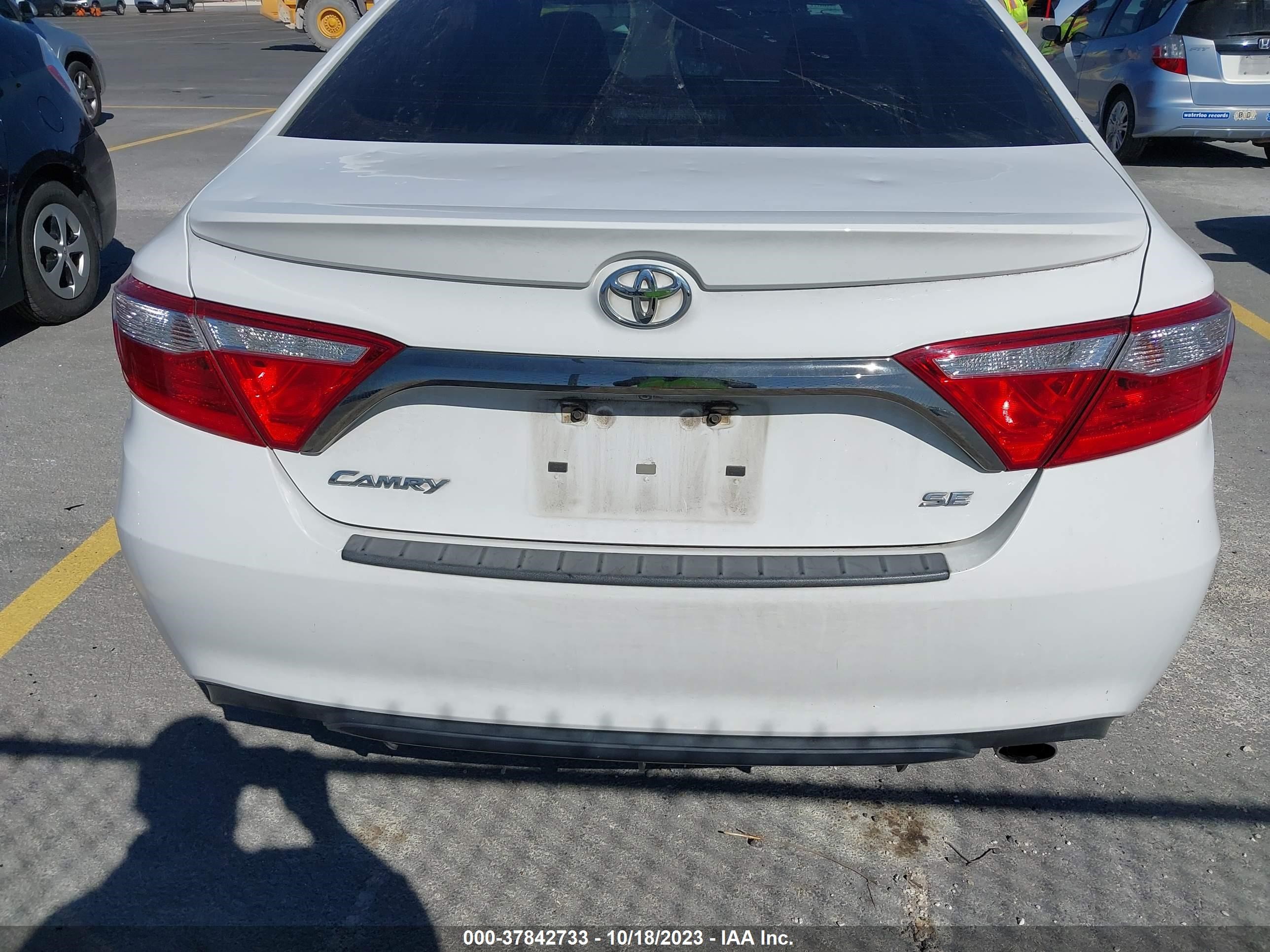 Photo 15 VIN: 4T1BF1FKXGU154851 - TOYOTA CAMRY 