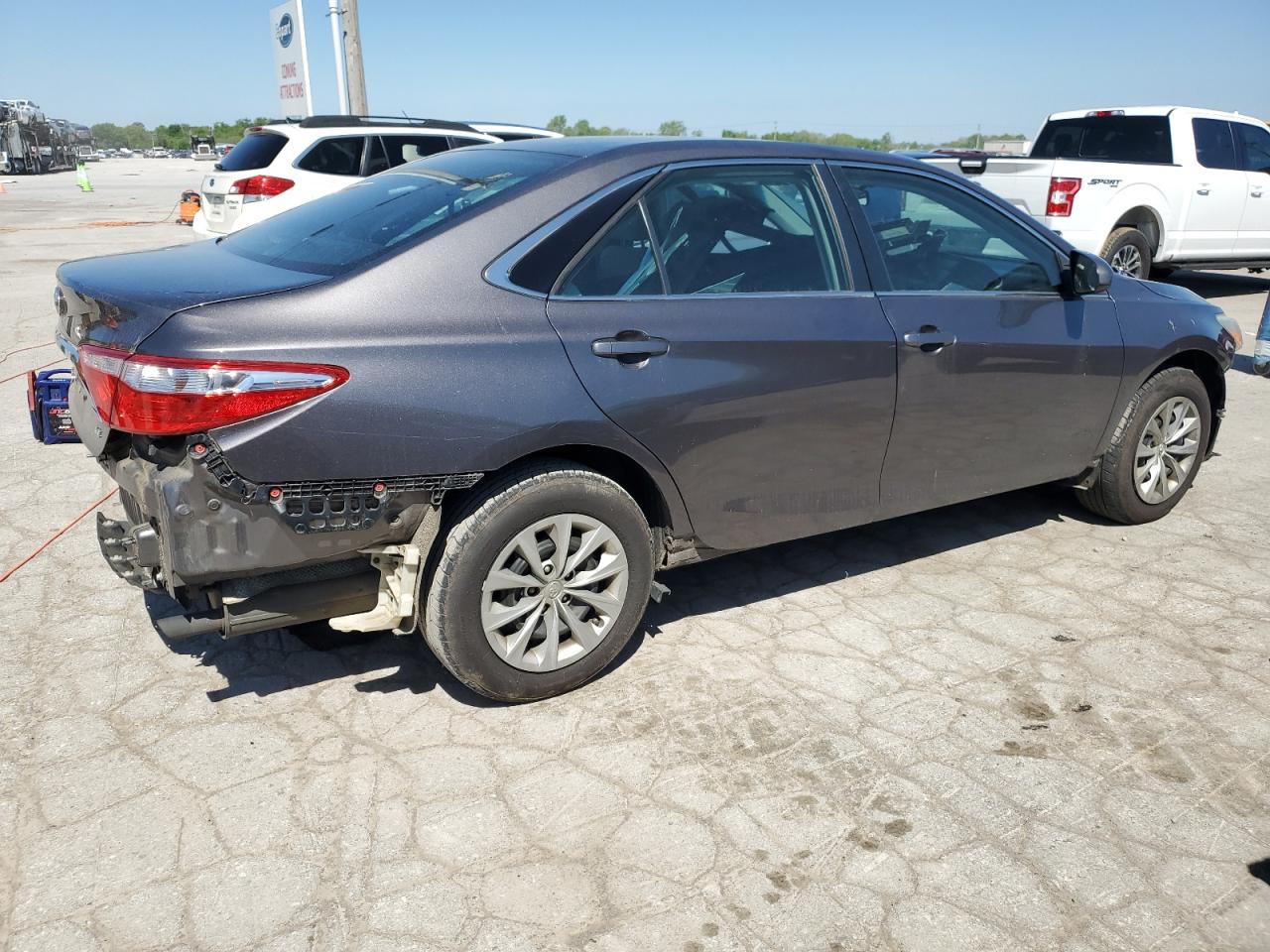 Photo 2 VIN: 4T1BF1FKXGU205555 - TOYOTA CAMRY 