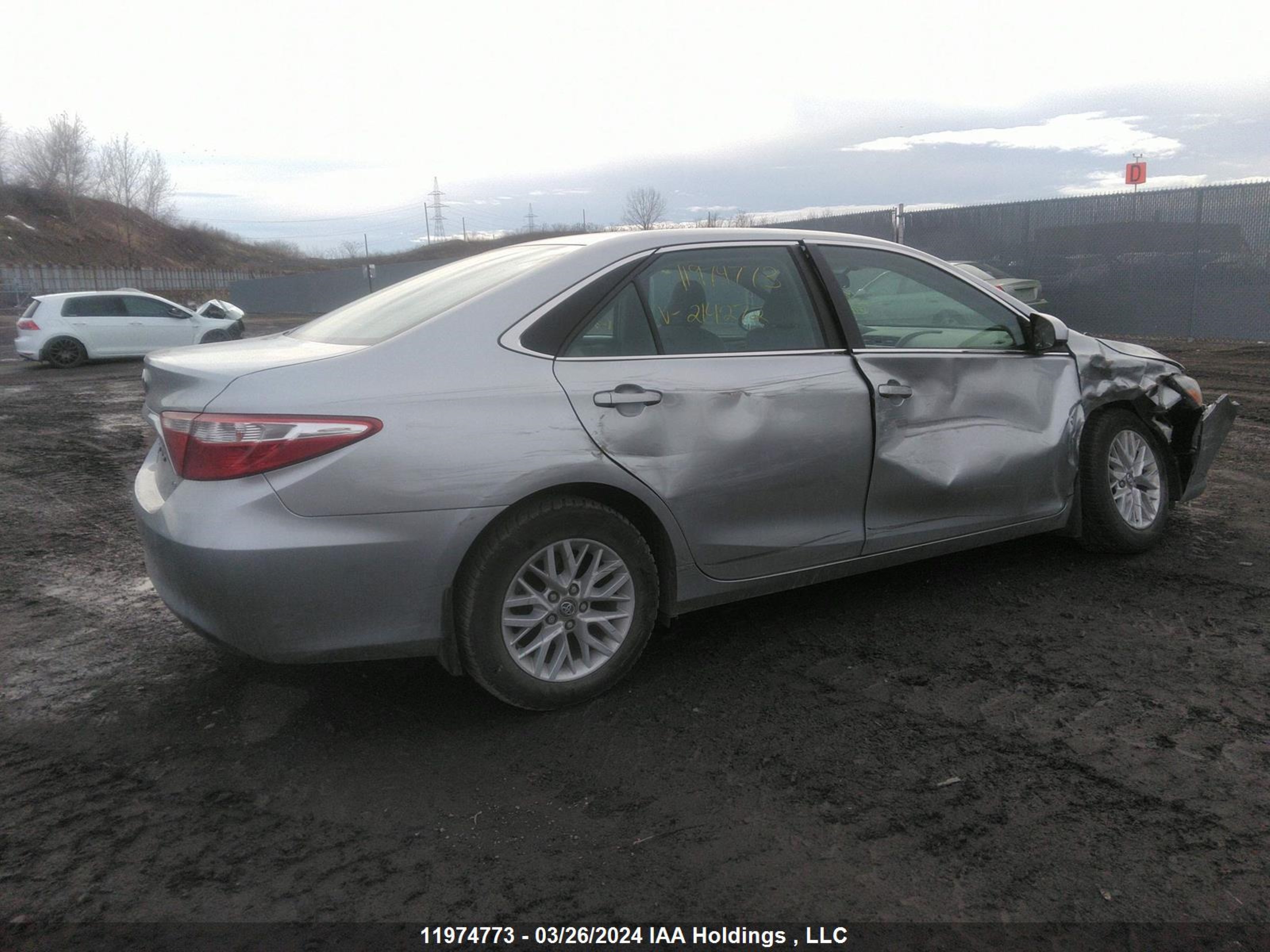 Photo 3 VIN: 4T1BF1FKXGU214272 - TOYOTA CAMRY 